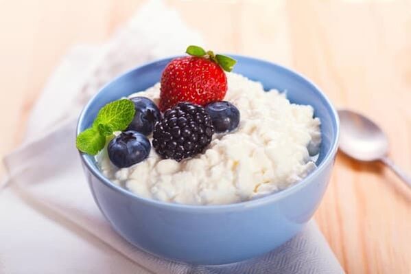Requesón con fruta